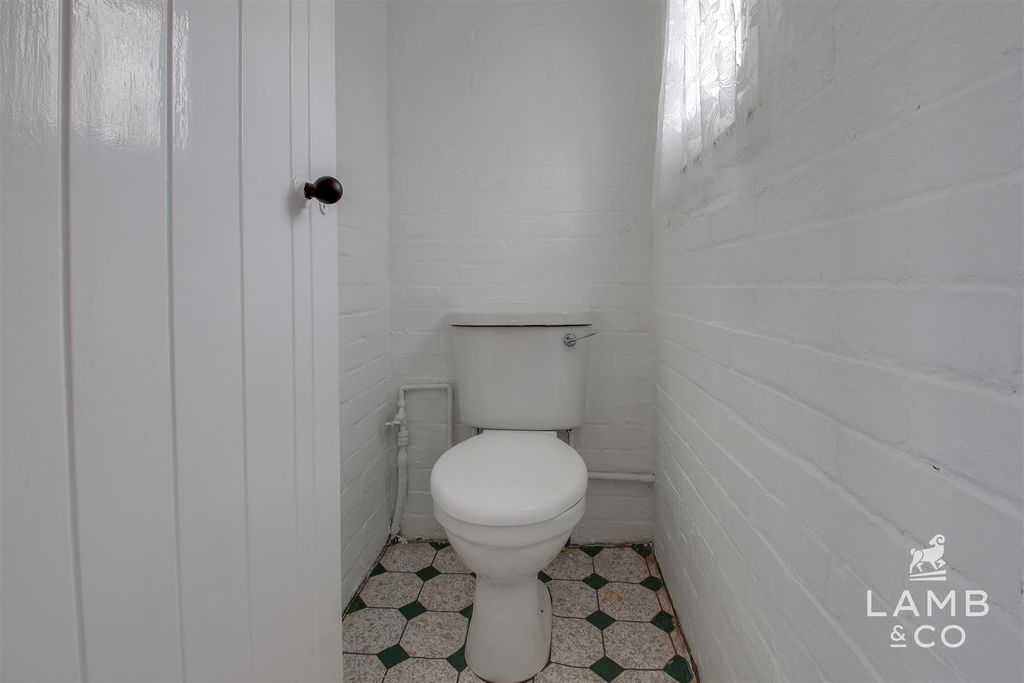 Additional image 17 of 3 bed semi-detached house for saleWalton Road, Frinton-On-Sea CO13
