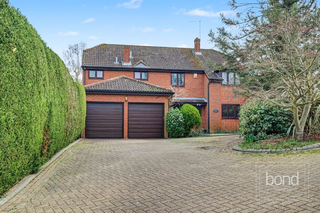 Property photo 1 of 19