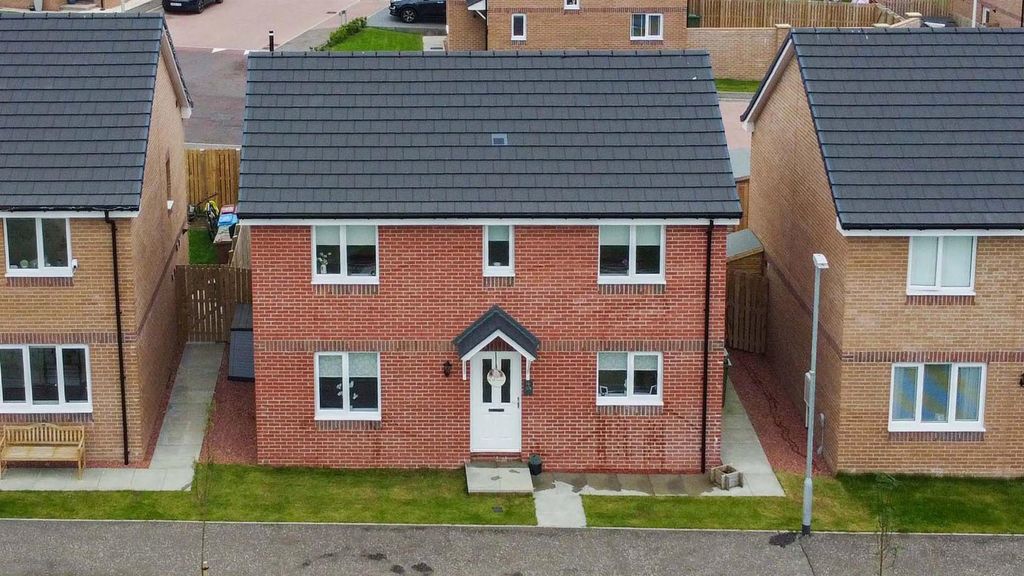 Property photo 2 of 41 External
