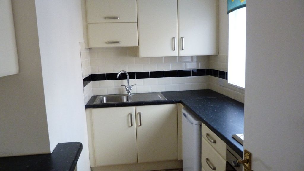 Property photo 2 of 3