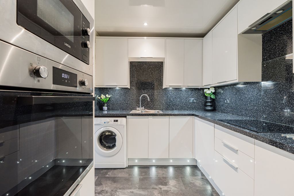 Additional image 4 of 2 bed flat for sale159 Colinton Mains Road, Edinburgh EH13