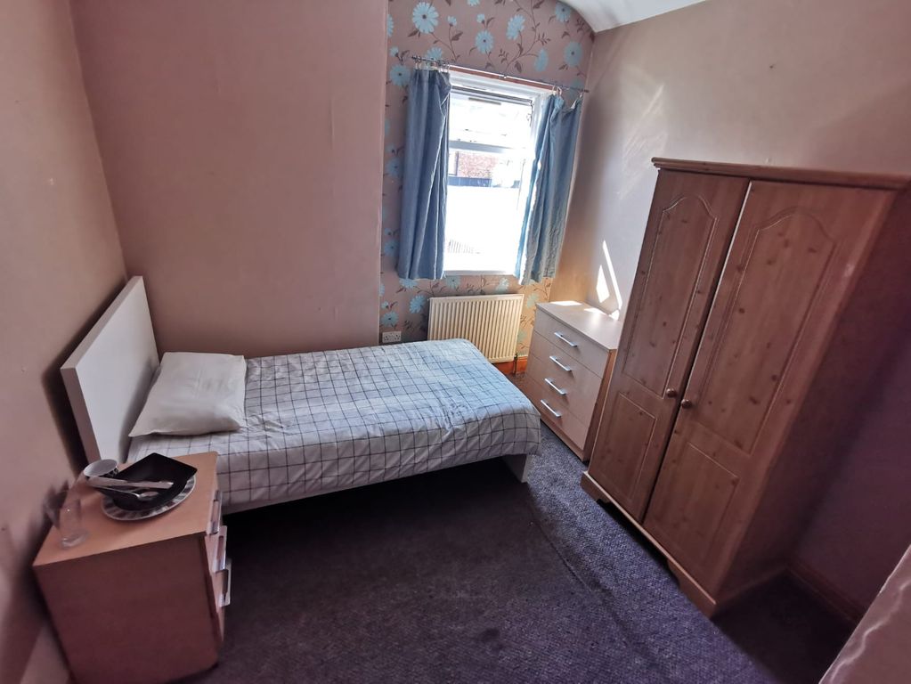 Property photo 2 of 4