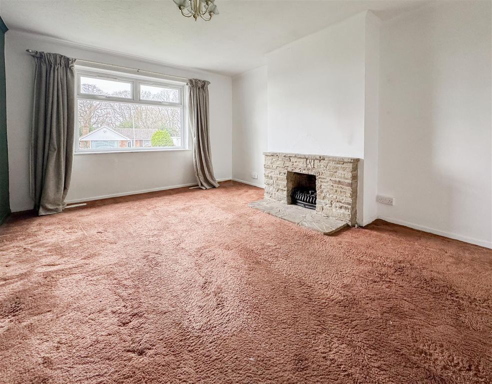 Property photo 2 of 16 Living Room