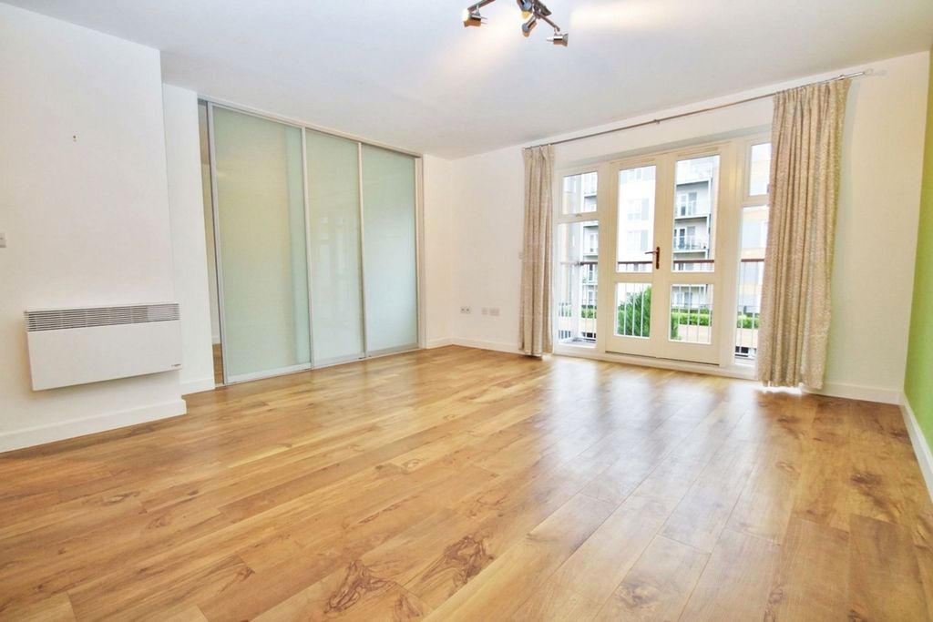 Property photo 3 of 7