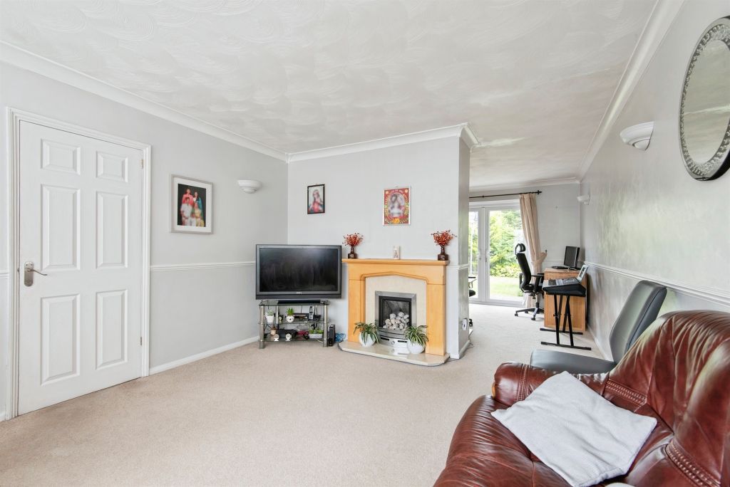 Property photo 3 of 17