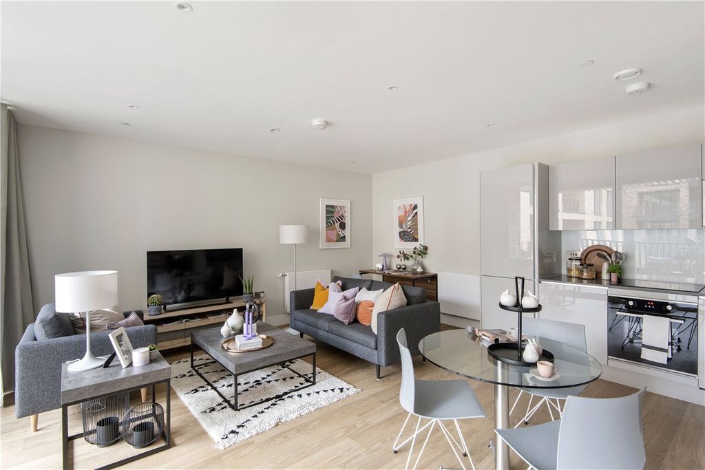 Property photo 1 of 9 Picture No. 13