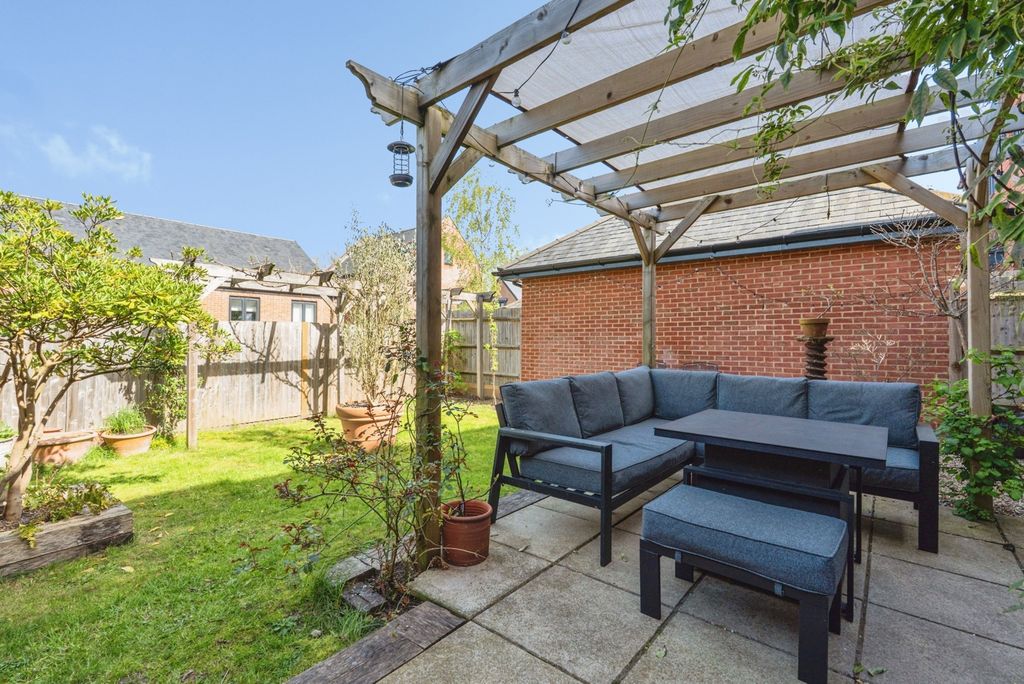 Property photo 3 of 21 Pbox-Img.Jpg