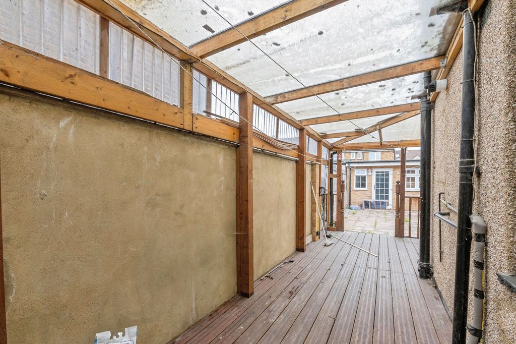 Property photo 3 of 13 Pbox-Img.Jpg