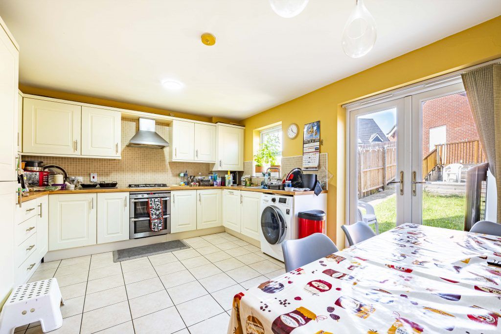 Property photo 2 of 14