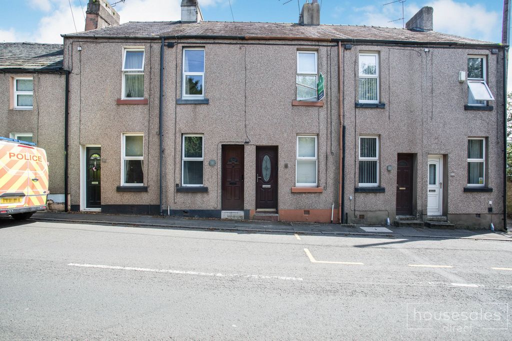 Property photo 1 of 9