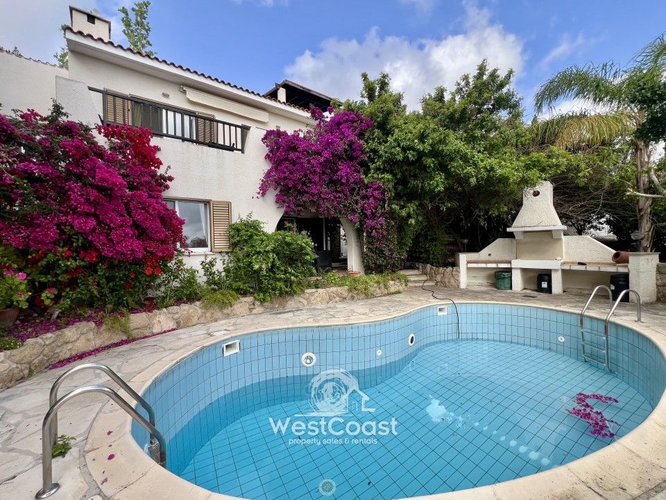 Property photo 1 of 22