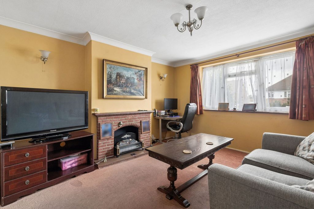 Property photo 2 of 14