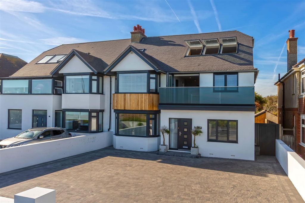 Property photo 1 of 38 Brighton Rd_21.Jpg