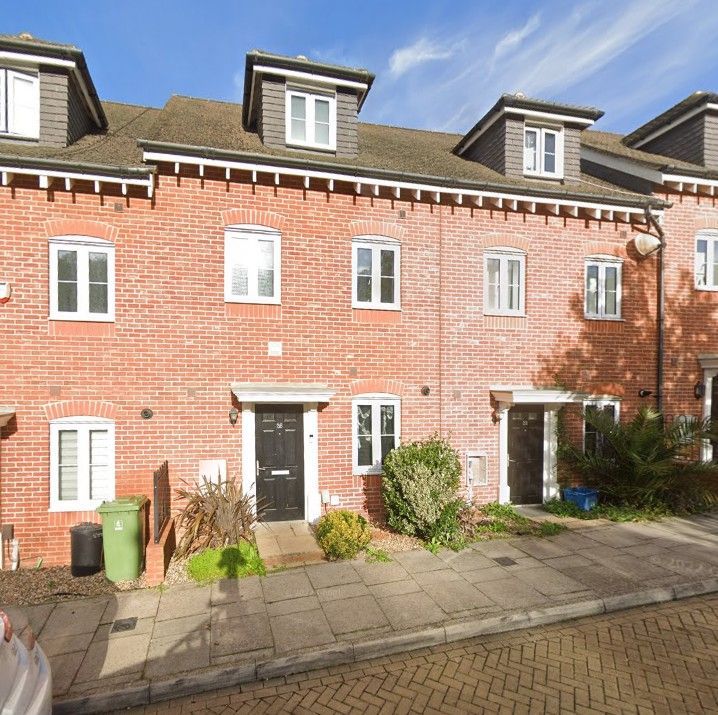 Property photo 1 of 1