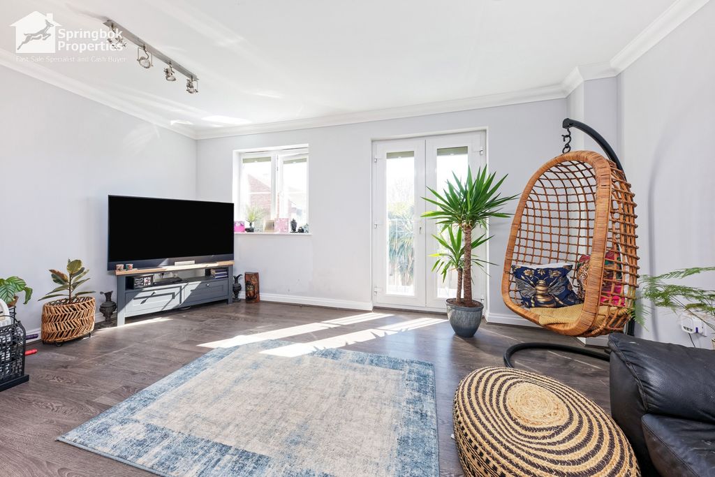 Property photo 3 of 15 Image 2