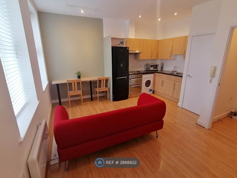 Property photo 1 of 6