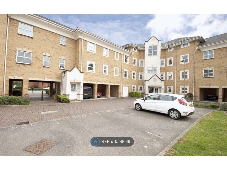 Property photo 2 of 11 Car Park