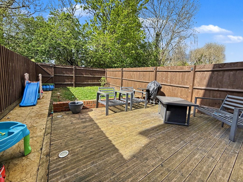 Property photo 3 of 13