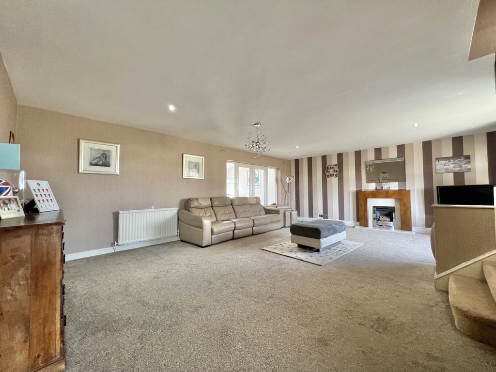 Additional image 11 of 4 bed detached house for saleRossall Lane, Rossall FY7
