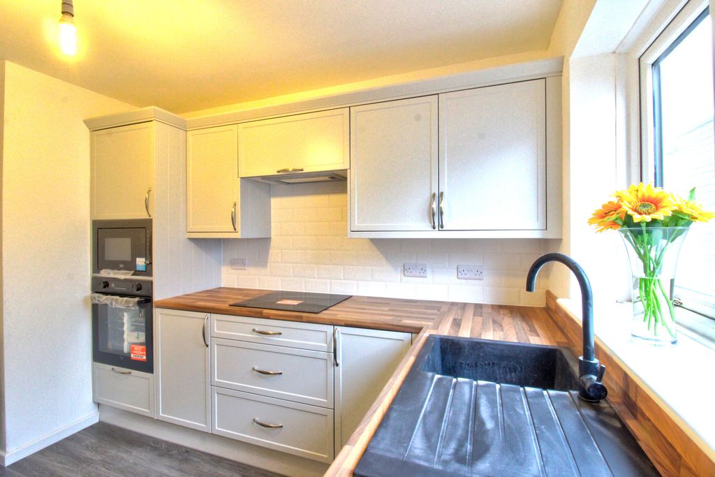 Property photo 2 of 29 Img_5800_1_2