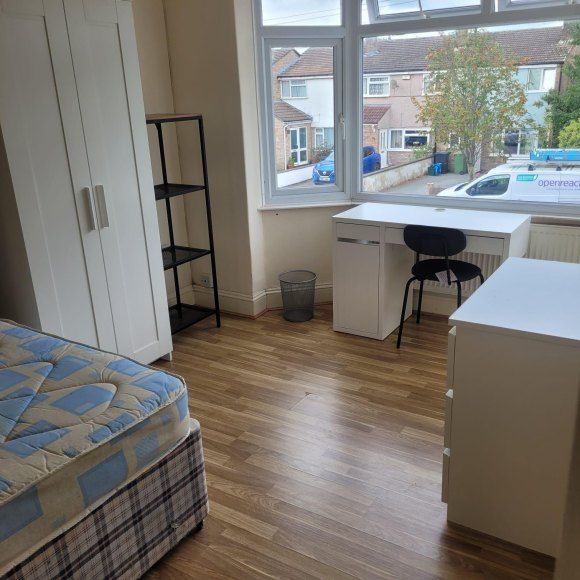 Property photo 3 of 10 47 Radley Rd.Jpeg