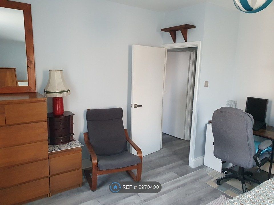 Property photo 3 of 11 Master Bedroom 3