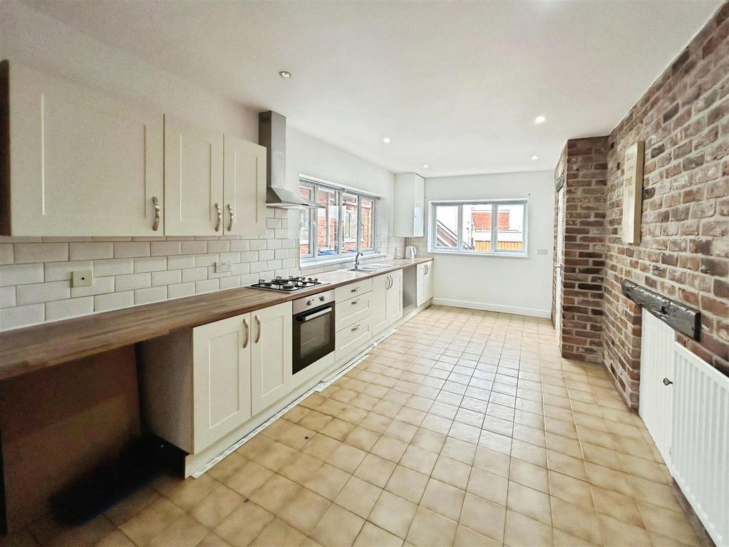 Property photo 2 of 15 1.Jpg