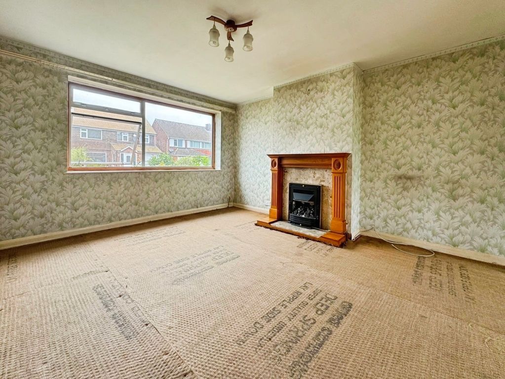 Property photo 2 of 19 Pbox-Img.Jpg