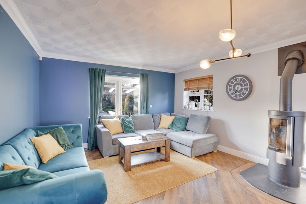 Property photo 3 of 26