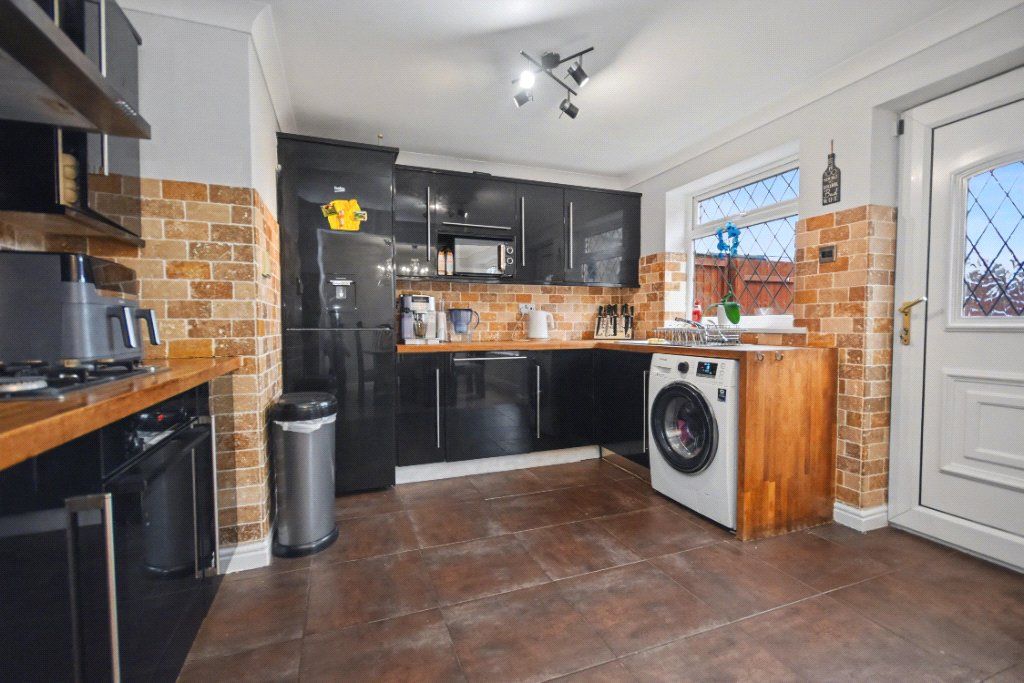 Property photo 3 of 13 Picture No. 10