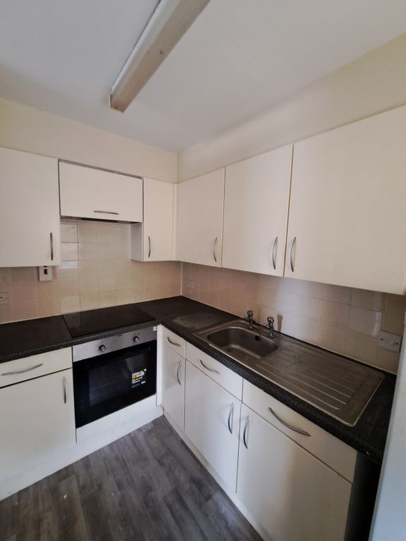 Property photo 1 of 3