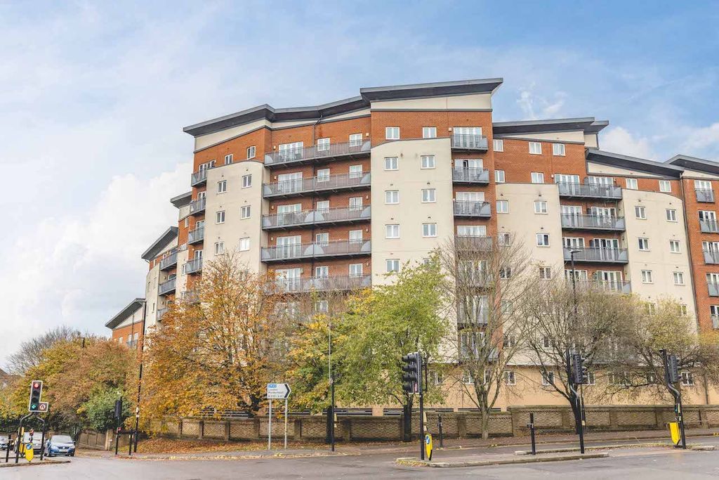 Property photo 1 of 15