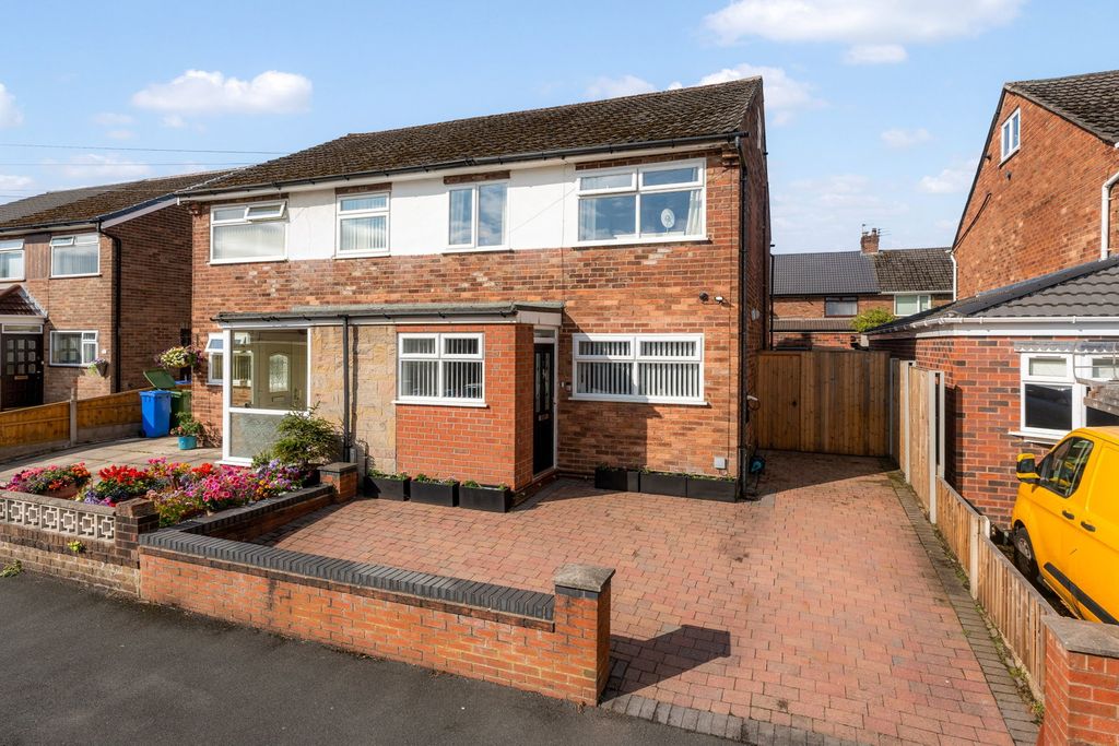 Property photo 1 of 48