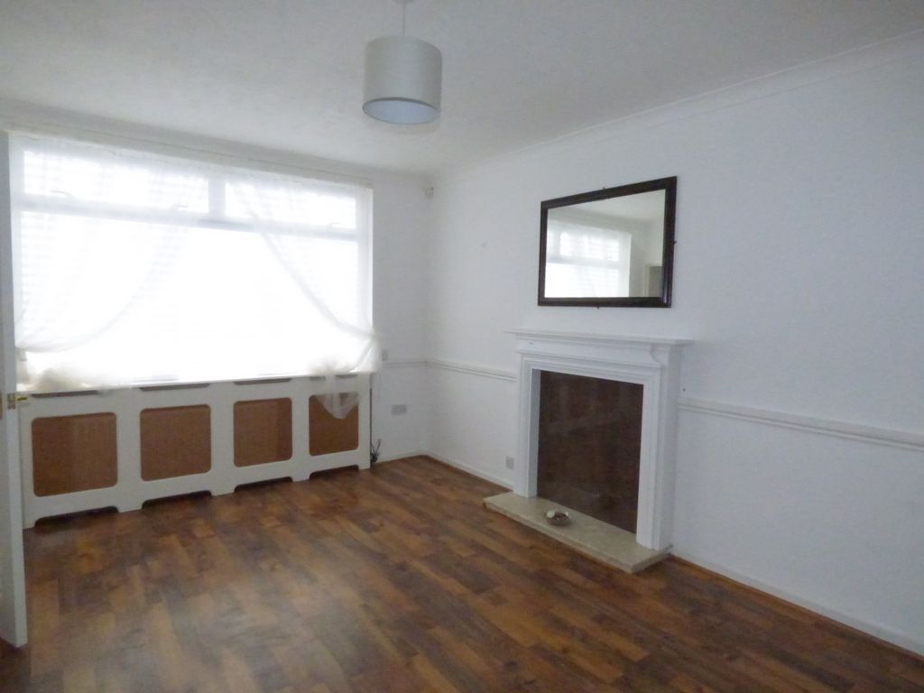 Property photo 3 of 13 P1030321