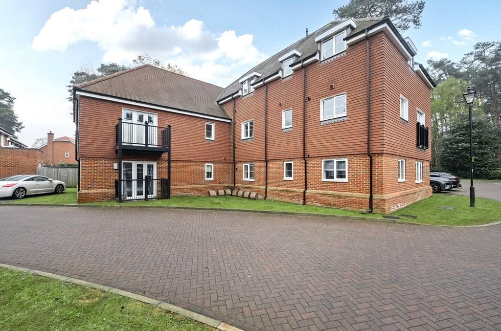 Property photo 2 of 13 Picture No. 01