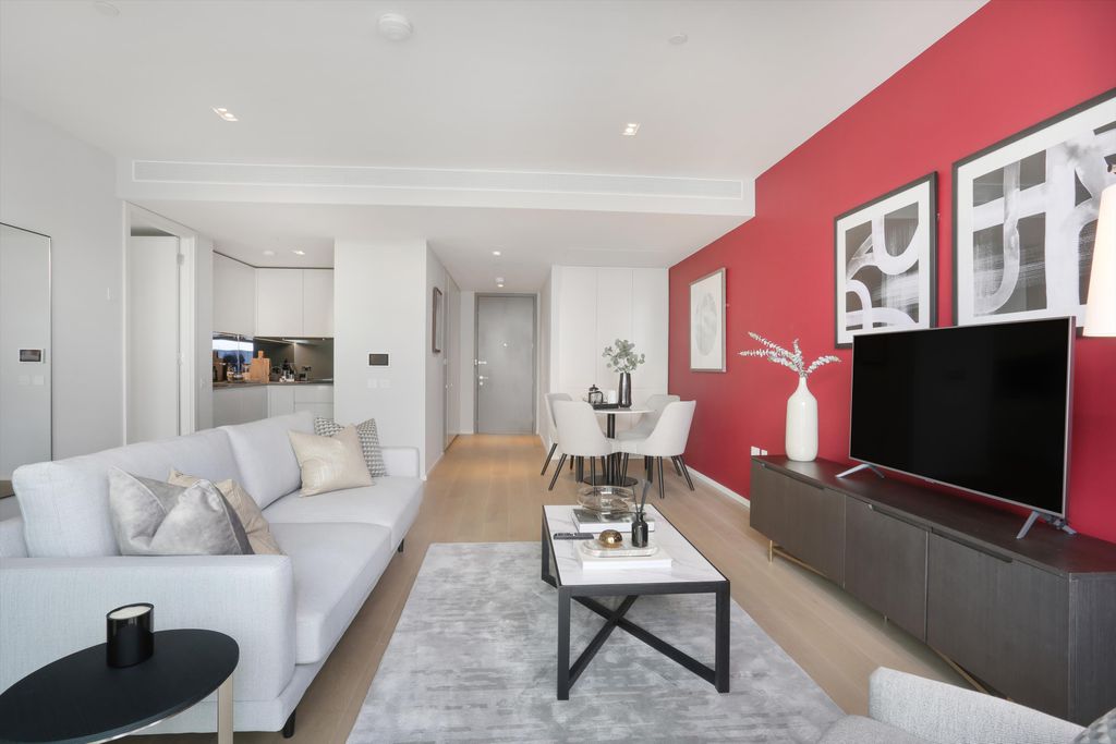 Property photo 3 of 22 Image