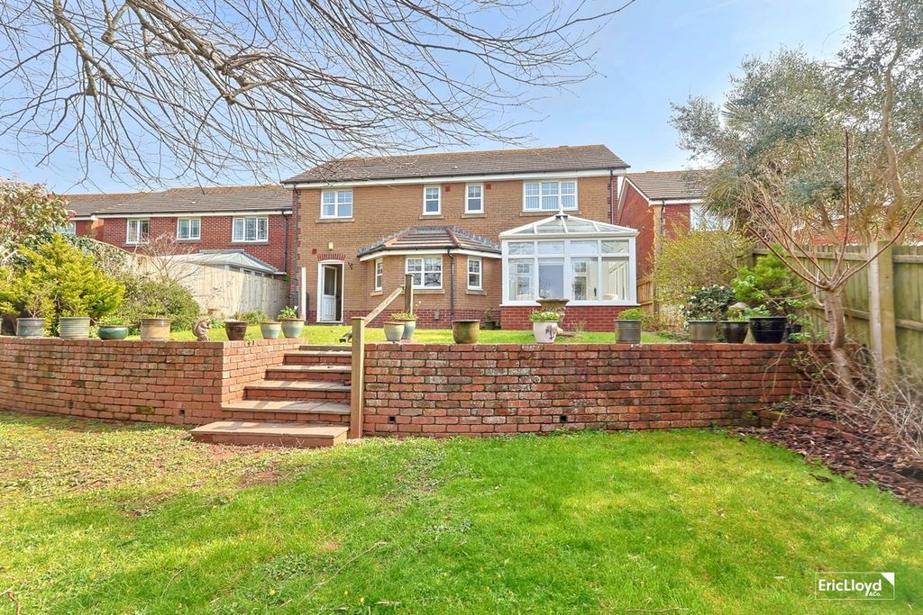 Property photo 2 of 24 Photo 23