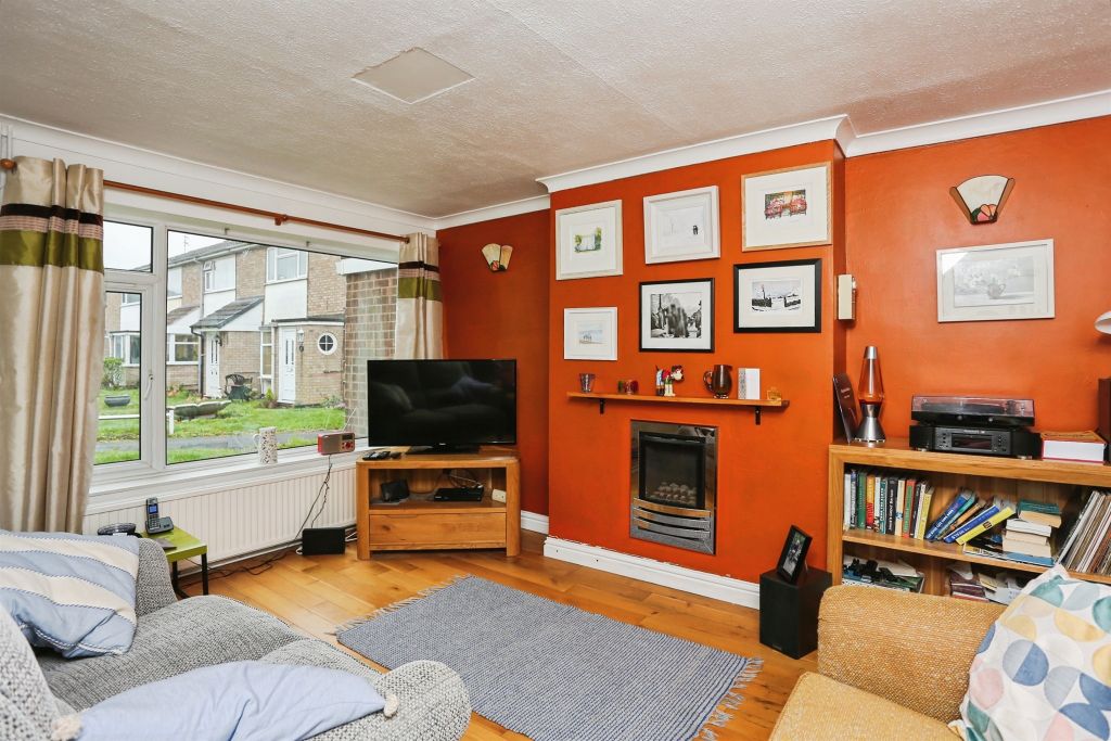 Property photo 3 of 17