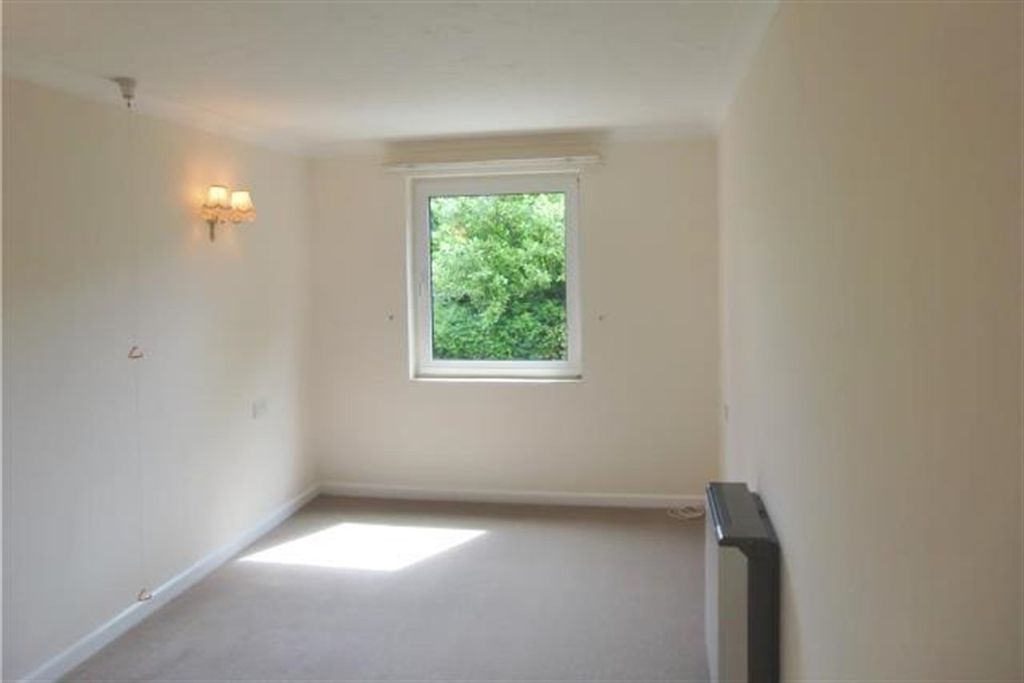 Property photo 3 of 6