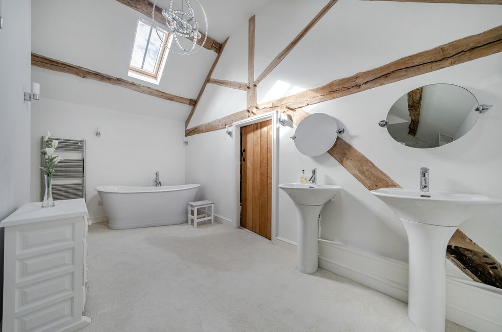Additional image 14 of 4 bed barn conversion for saleOak Barn, Woodhill, Nr Trefonen, Oswestry SY10