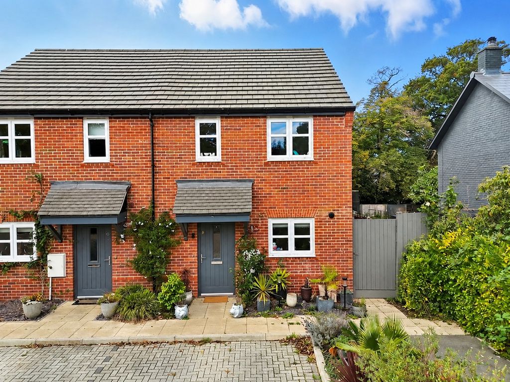 Property photo 1 of 21 4680740
