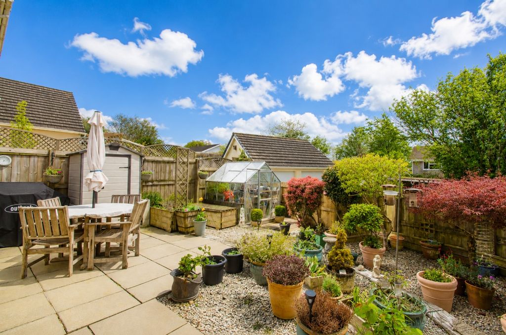 Property photo 3 of 6 Tps Bodmin 01208 74182 3