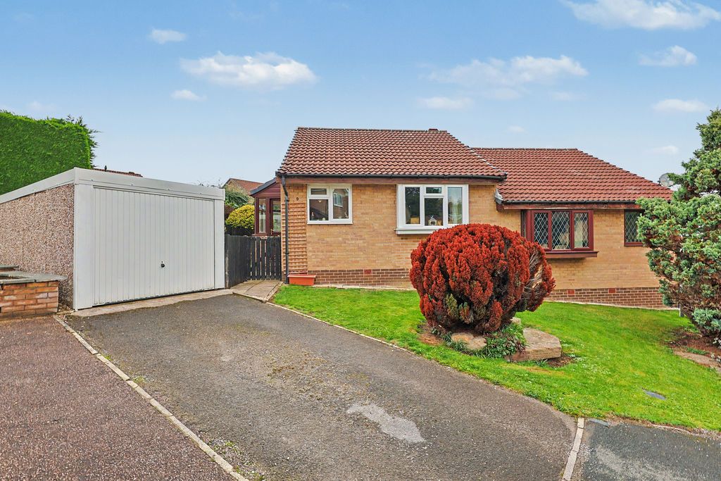 Property photo 1 of 25 Front
