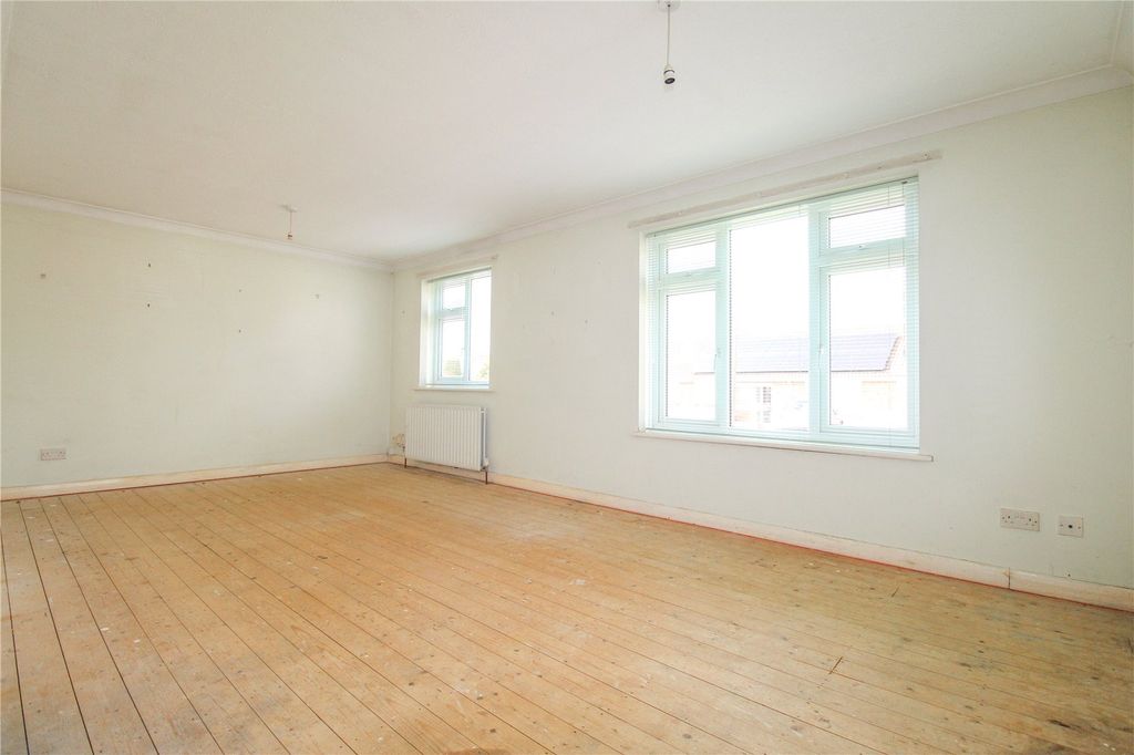 Property photo 3 of 11 Picture No. 06