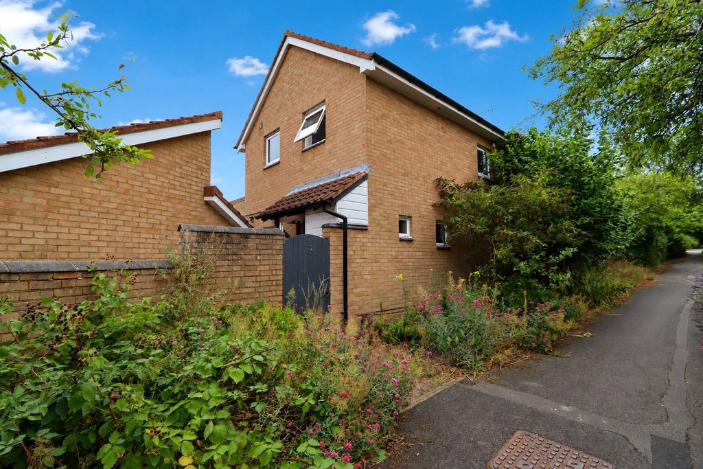 Property photo 1 of 11 Picture No. 01