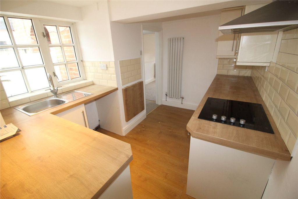 Property photo 3 of 10 Picture No. 03