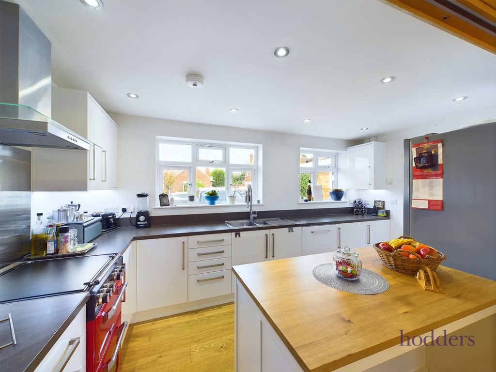 Property photo 2 of 29 Picture No. 21