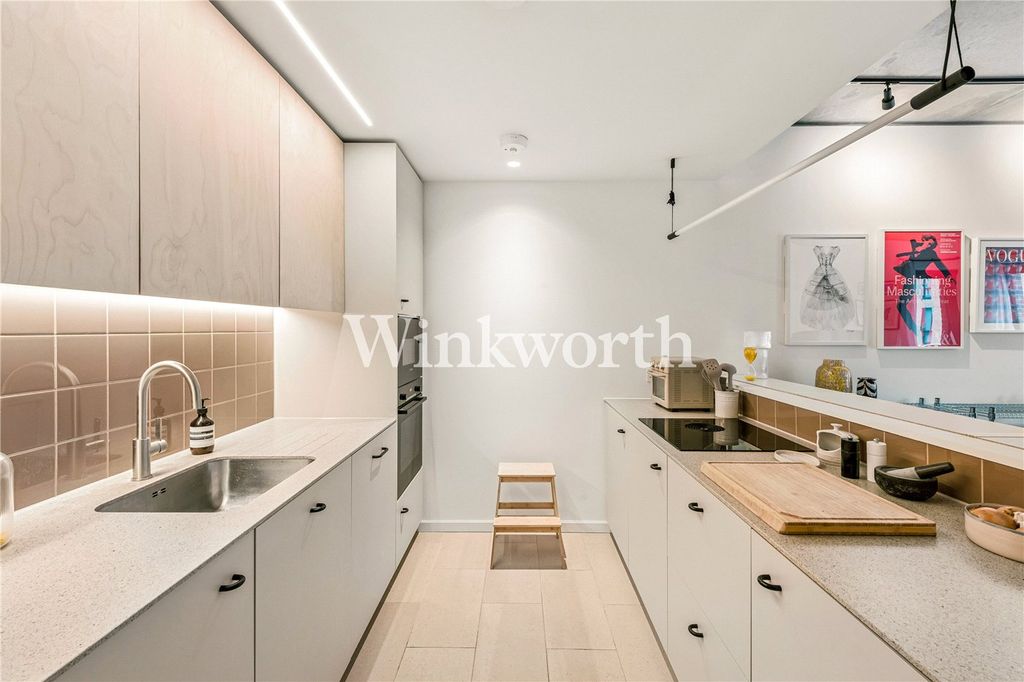Property photo 3 of 11 Picture No. 08