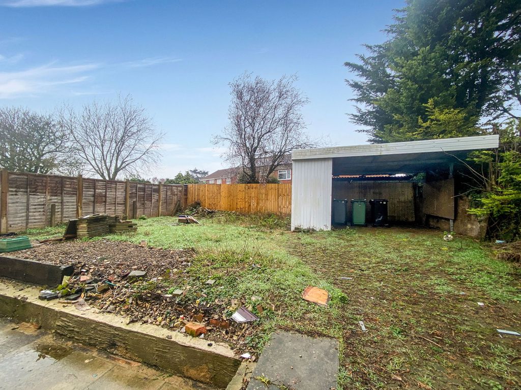 Property photo 2 of 14