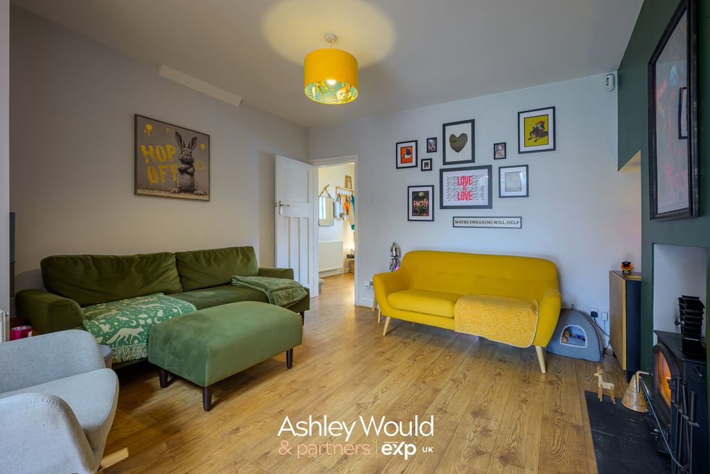 Property photo 3 of 15